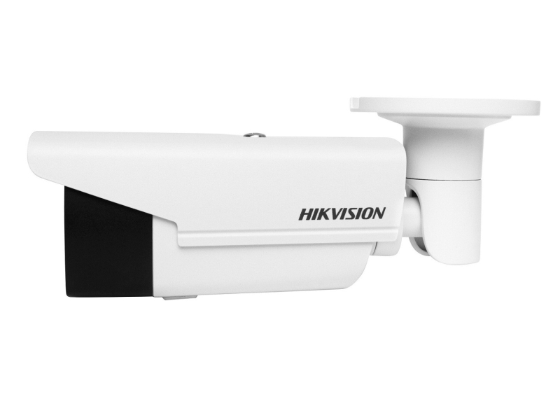 Zestaw 4 kamer IP DS-2CD2T83G0-I8 Hikvision 8 Mpx IR80